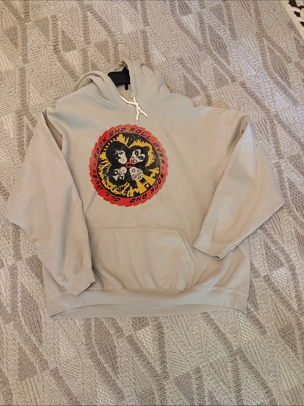 Buckle Beige Crewneck Hoodie with Red and Yellow Rock Graphic